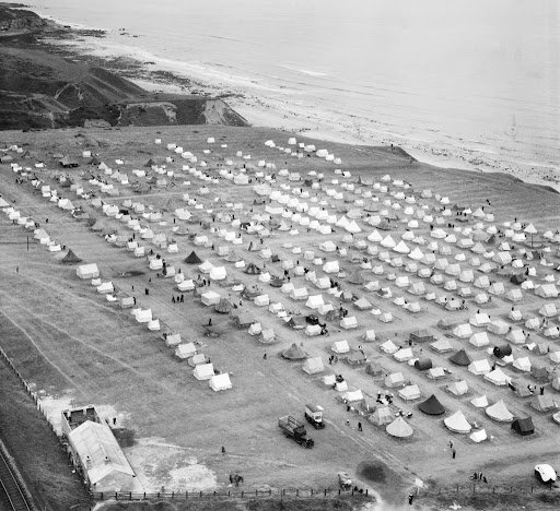 EAW002148A-clifftop-campsite--Crimdon-Park-jpg_095259.jpg